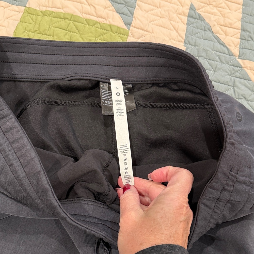 Lululemon Athletica Dark Gray Softstreme HR Pant - Picture 4 of 9